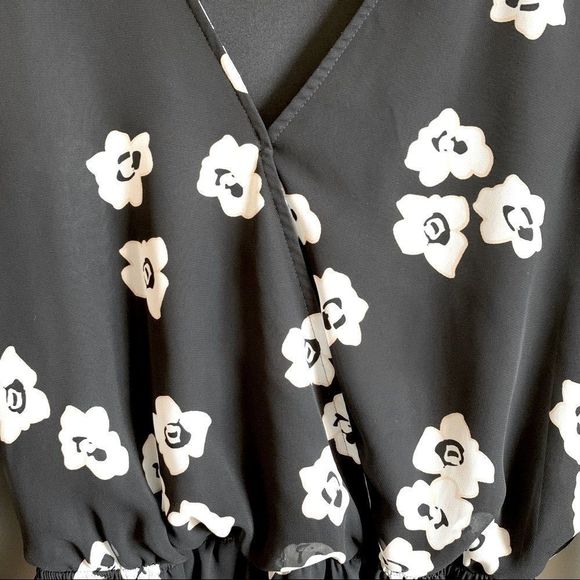 𝅺Express Floral Tunic - Picture 10 of 11